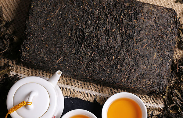 黑茶1.jpg