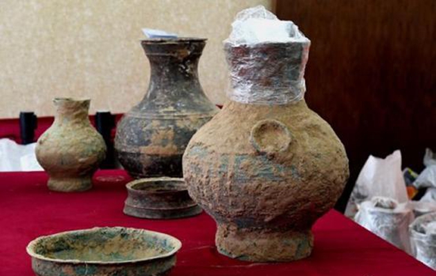 厂西路西汉墓项目发掘负责人潘付生公布,该墓出土的液体其实是矾石水